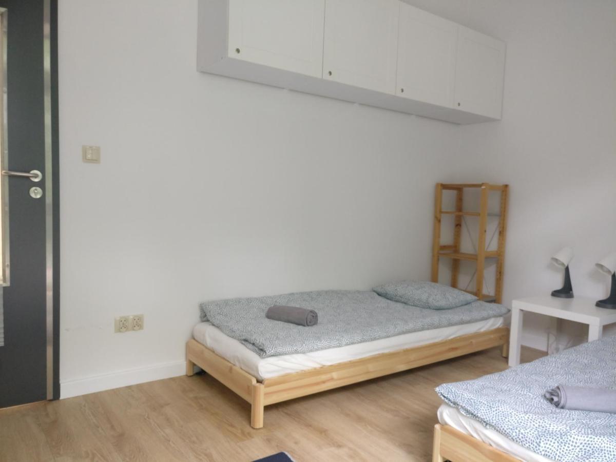 Hostel Montessori Гданьск Экстерьер фото