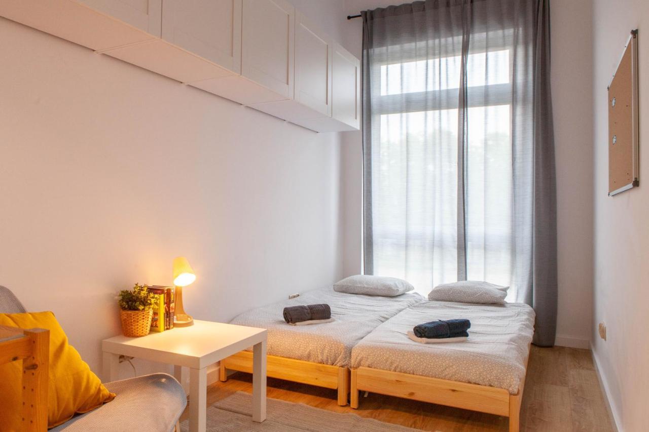 Hostel Montessori Гданьск Экстерьер фото