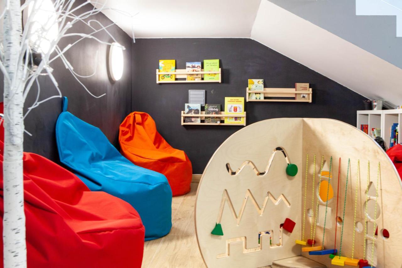 Hostel Montessori Гданьск Экстерьер фото