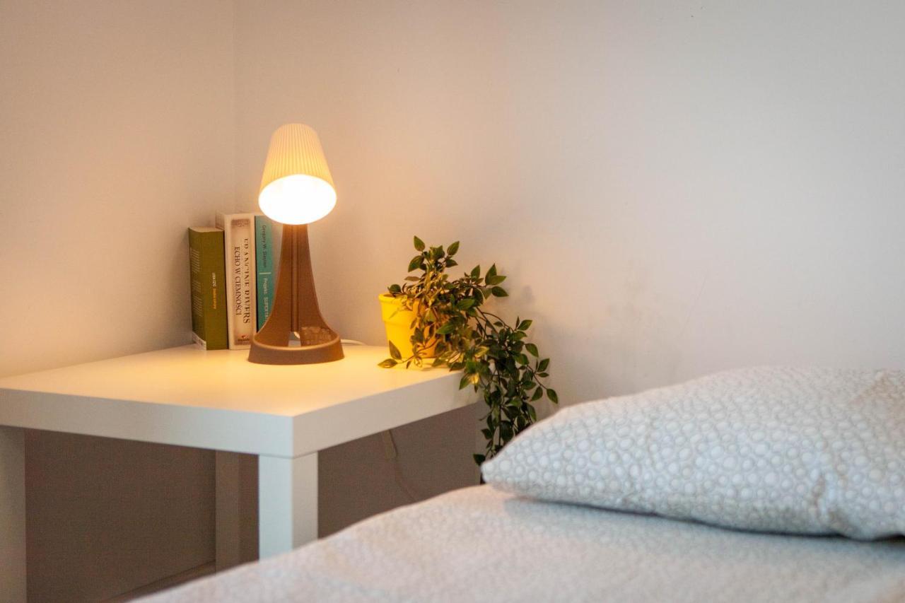 Hostel Montessori Гданьск Экстерьер фото